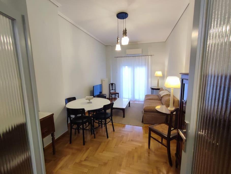 Volos Center, St Nicholas Square, Xenios Eksteriør billede